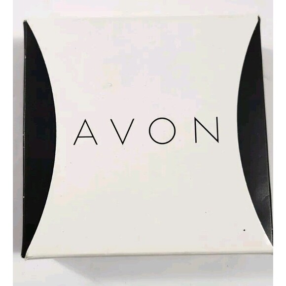 2010 Avon Sparkling Floral Cuff Bracelet Silver Tone Faux Pearls Rhinestones NEW - Picture 7 of 9